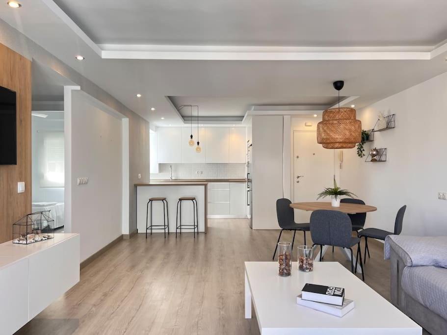 Apartamento Cafe & Mar. マラガ エクステリア 写真